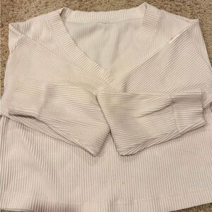 ALO Yoga V-Neck Ribbed Sweater - White